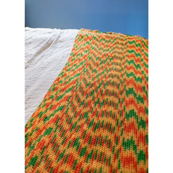 Vintage fringed crochet afghan, 70s orange! 69x27, Lap blanket, indie boho home - Picture 4 of 8